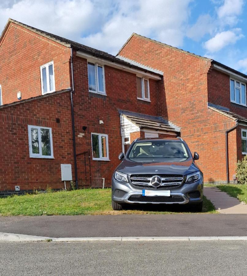Casa de férias Modern 3 Bedroom House, Free Parking In Oxford