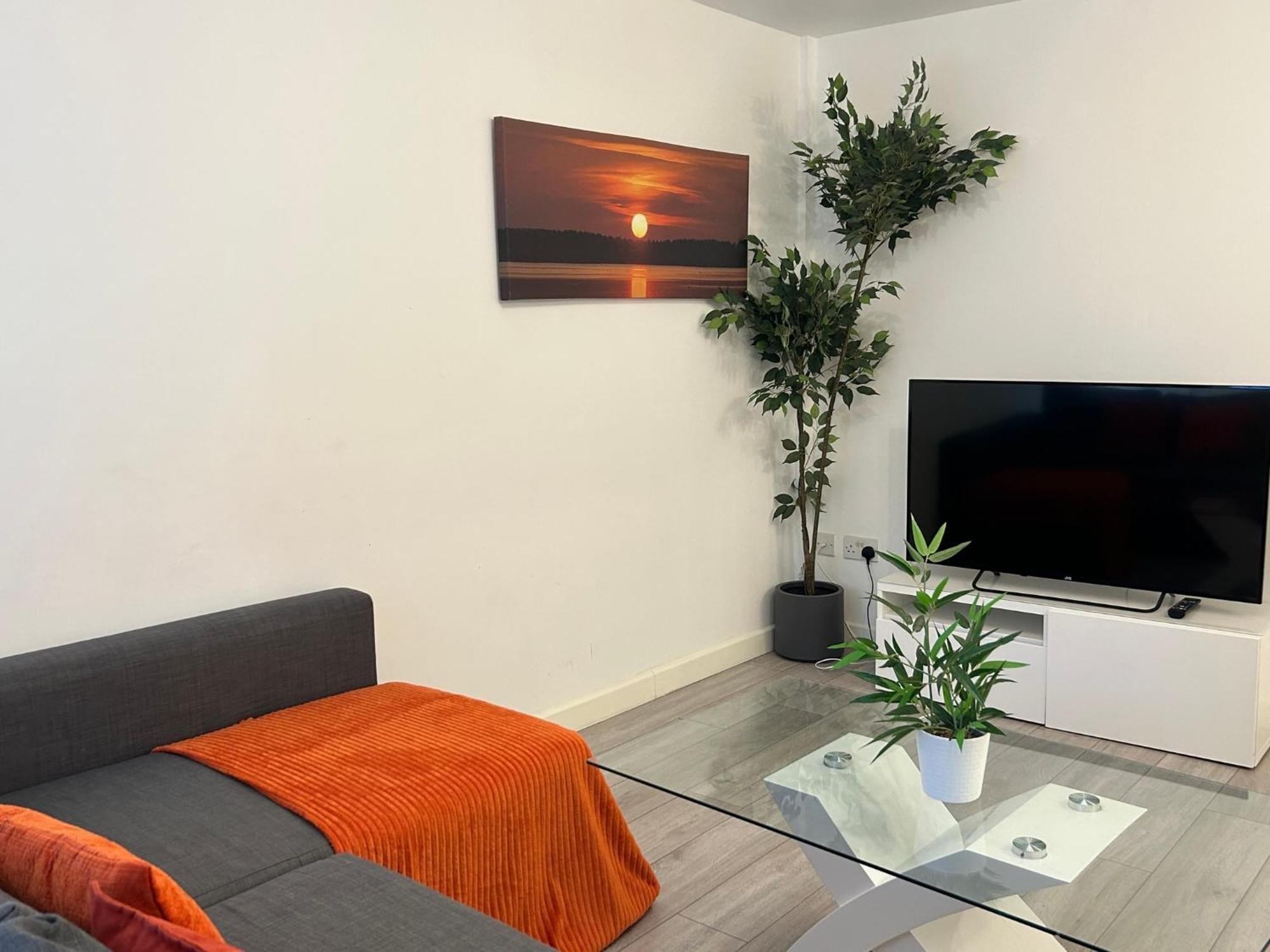 Modern 3 Bedroom House, Free Parking In Oxford * Oxford
